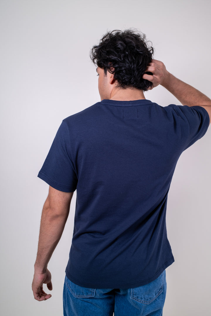 Playera Regular Fit  - Azul Marino