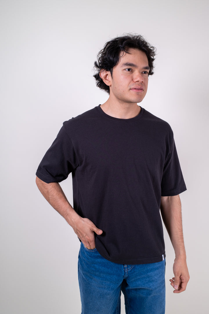 Playera Oversized Fit  - Negro