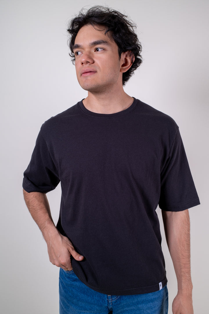 Playera Oversized Fit  - Negro