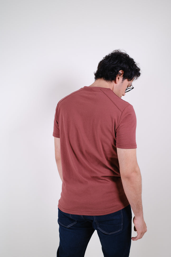 Playera Slim Fit - Marrón