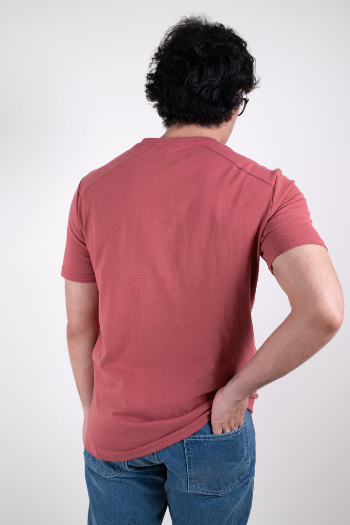 Playera Standard Fit  -  marrón