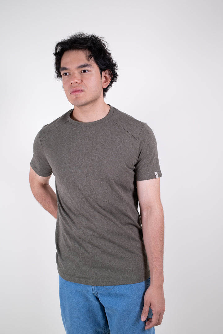 Playera Standard Fit  - verde olivo