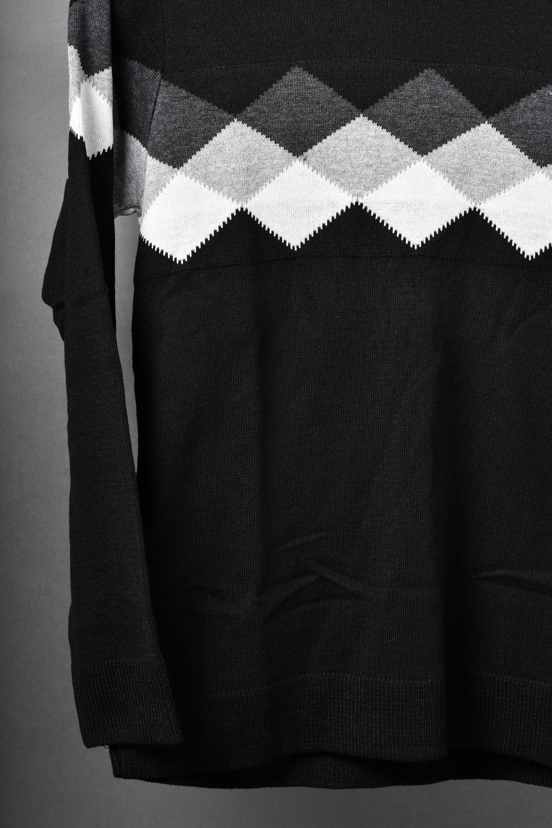 SUÉTER TEJIDO PREMIUM - MICROCENTRO - NEGRO