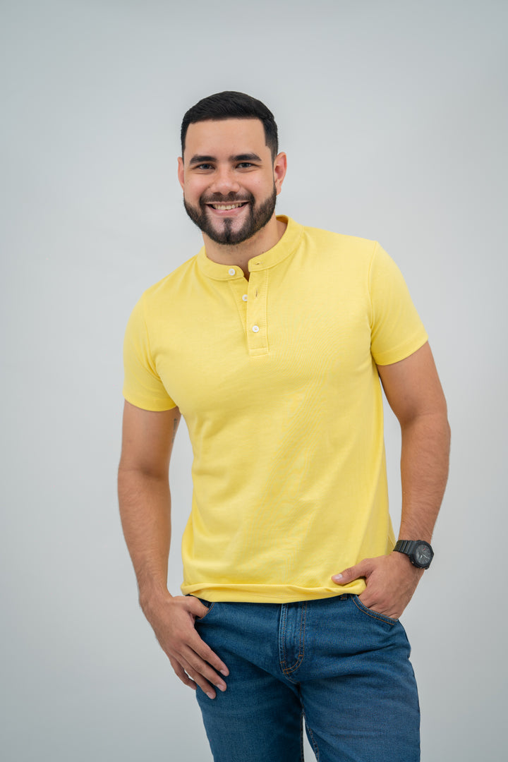 Polo cuello chino - amarilla