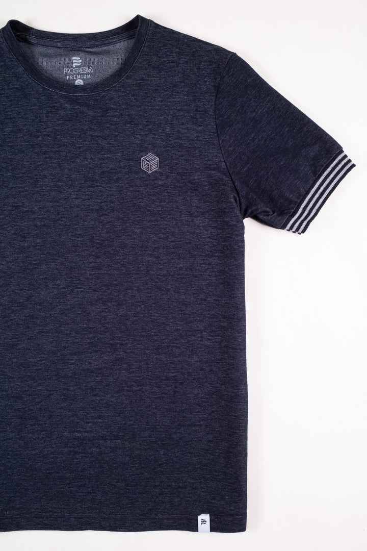 Playera Regular Fit  - azul marino bordado gris