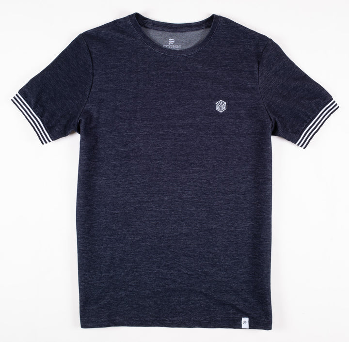 Playera Regular Fit  - azul marino bordado blanco