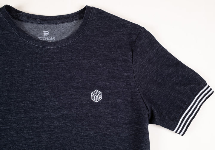 Playera Regular Fit  - azul marino bordado blanco