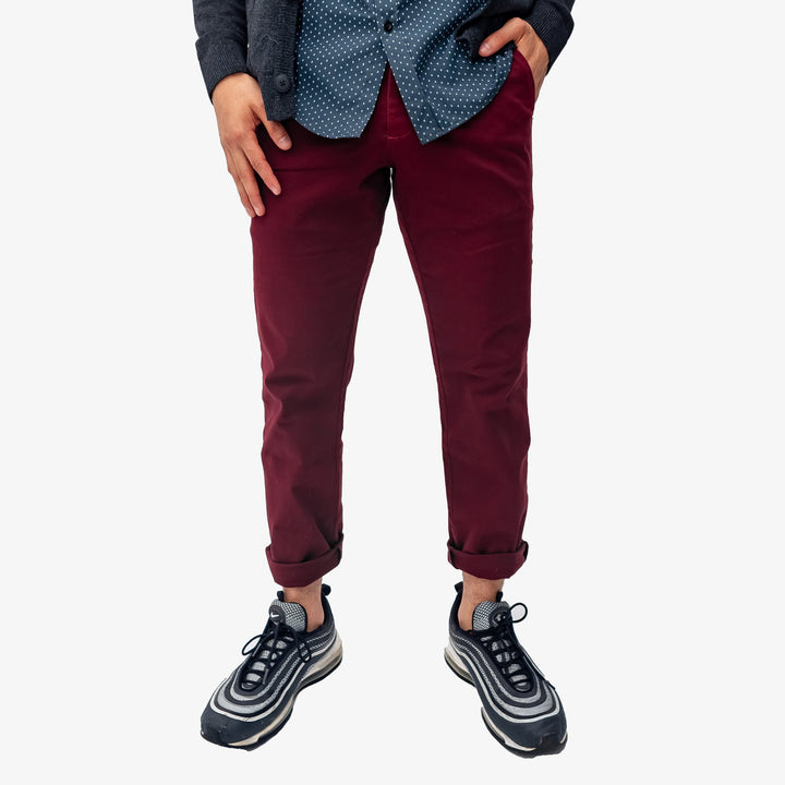 Pantalón  de gabardina skinny - corinto