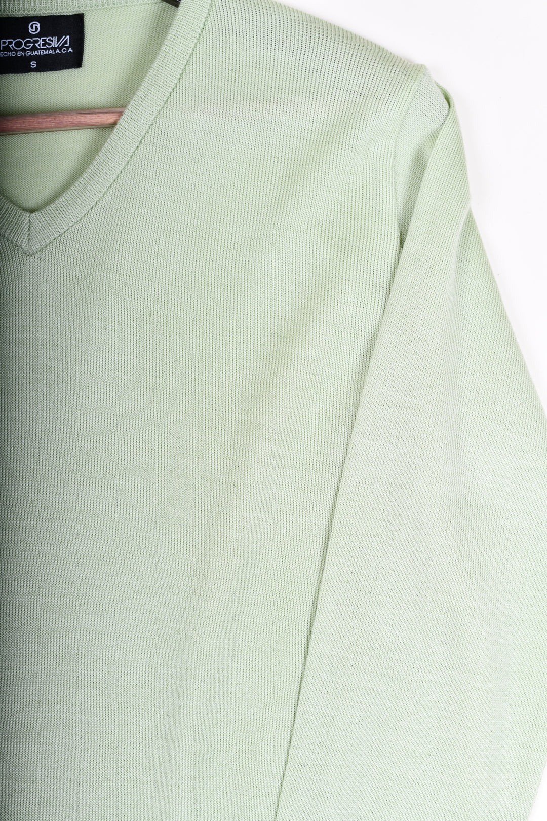 Suéter tejido - cuello V - Verde Pastel