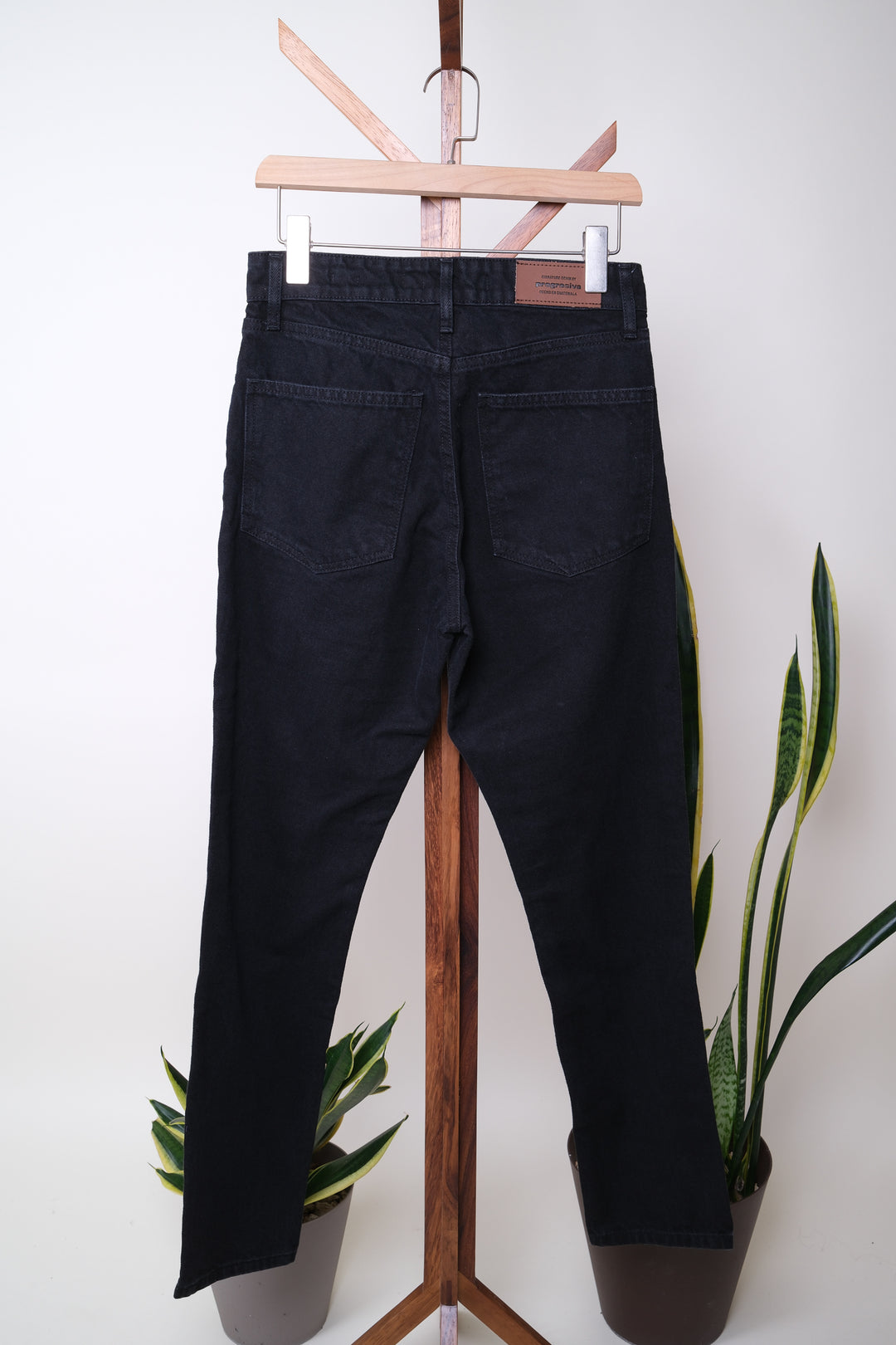 Jeans Super Denim - Voltix - Tapered - Negro
