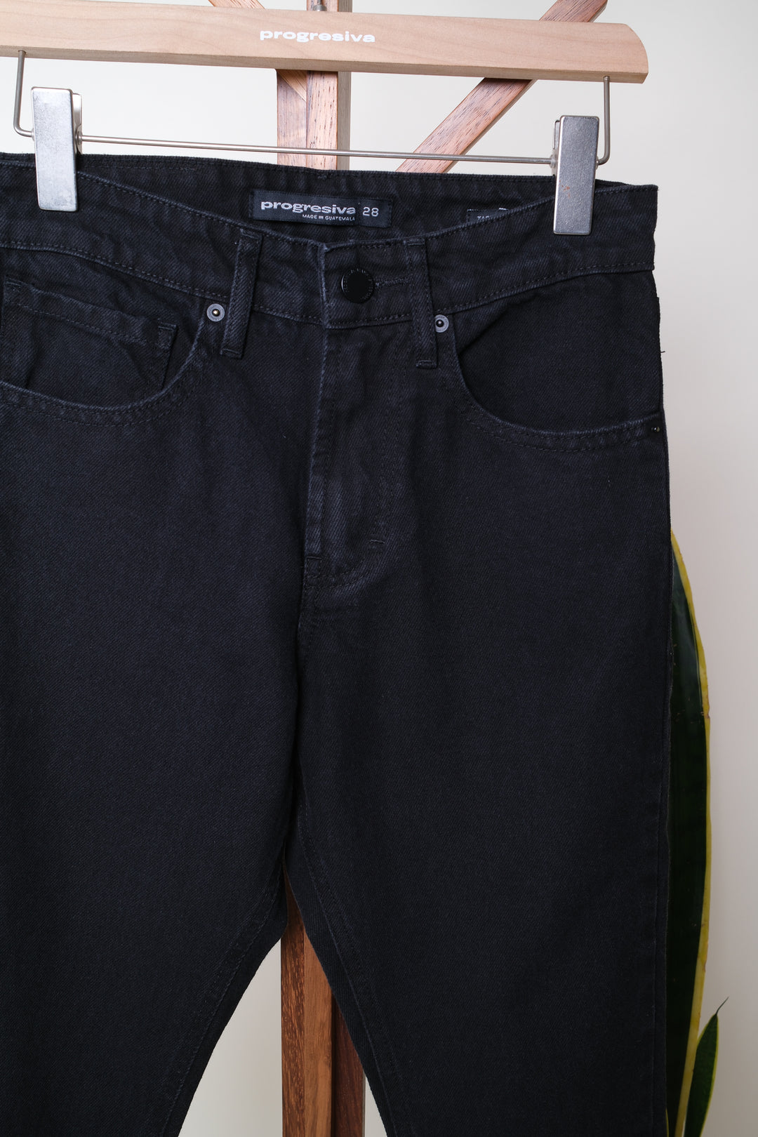 Jeans Super Denim - Voltix - Tapered - Negro