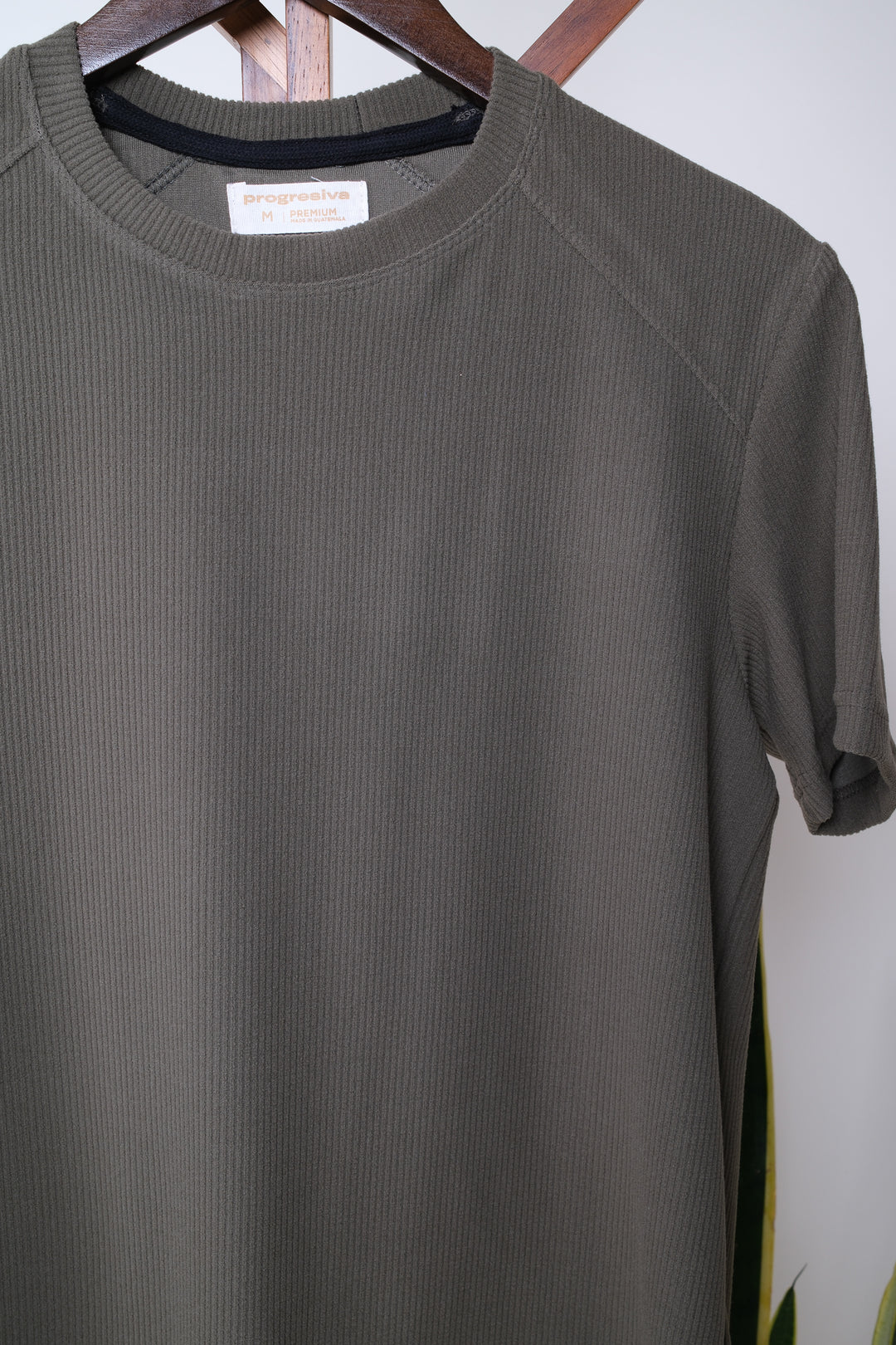 Playera Regular Fit  - verde olivo