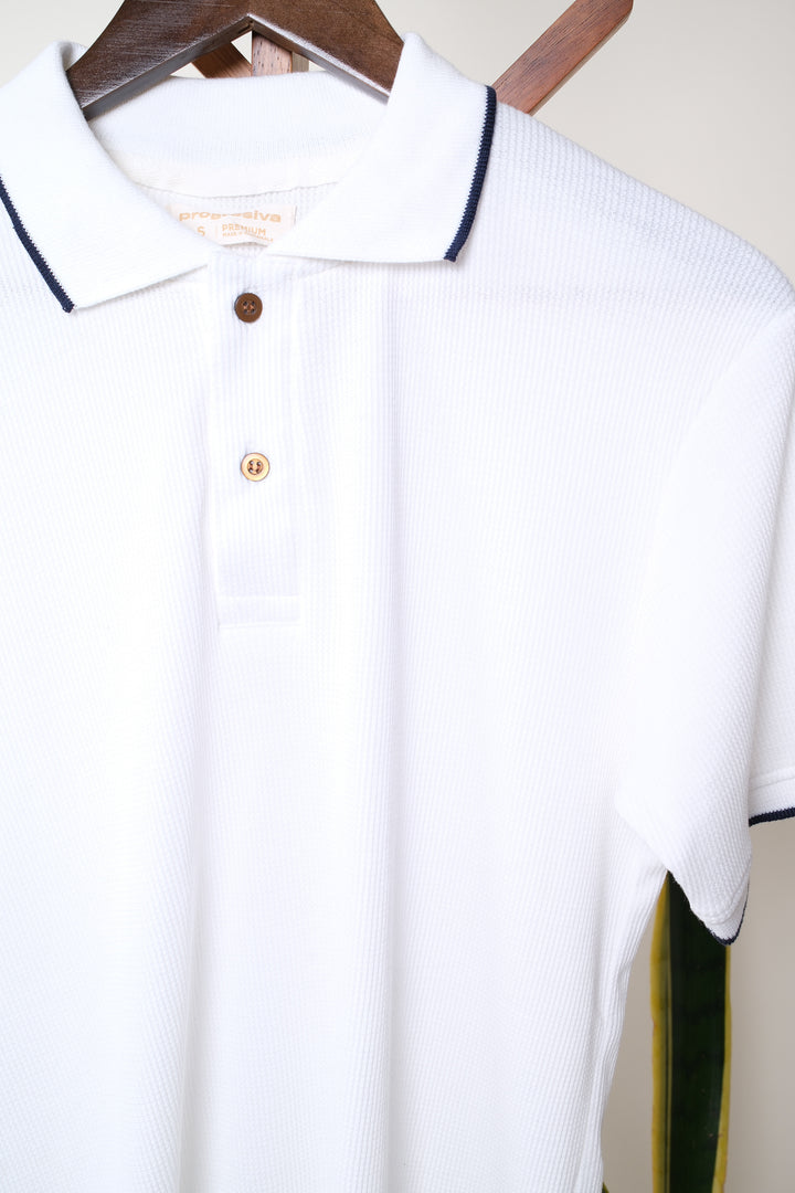 Playera Tipo Polo Tela Waffle - blanca