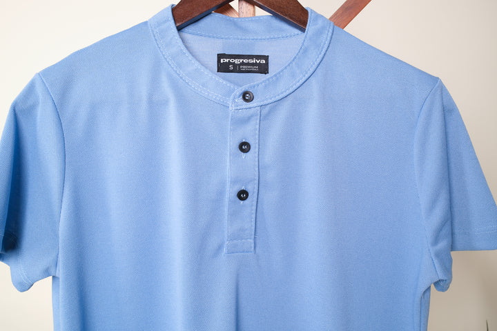 Polo cuello chino - celeste