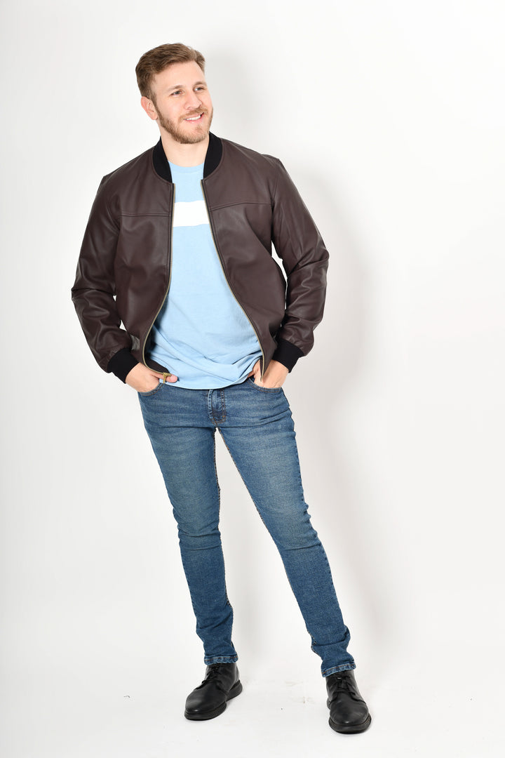 Bomber jacket cuerina - café