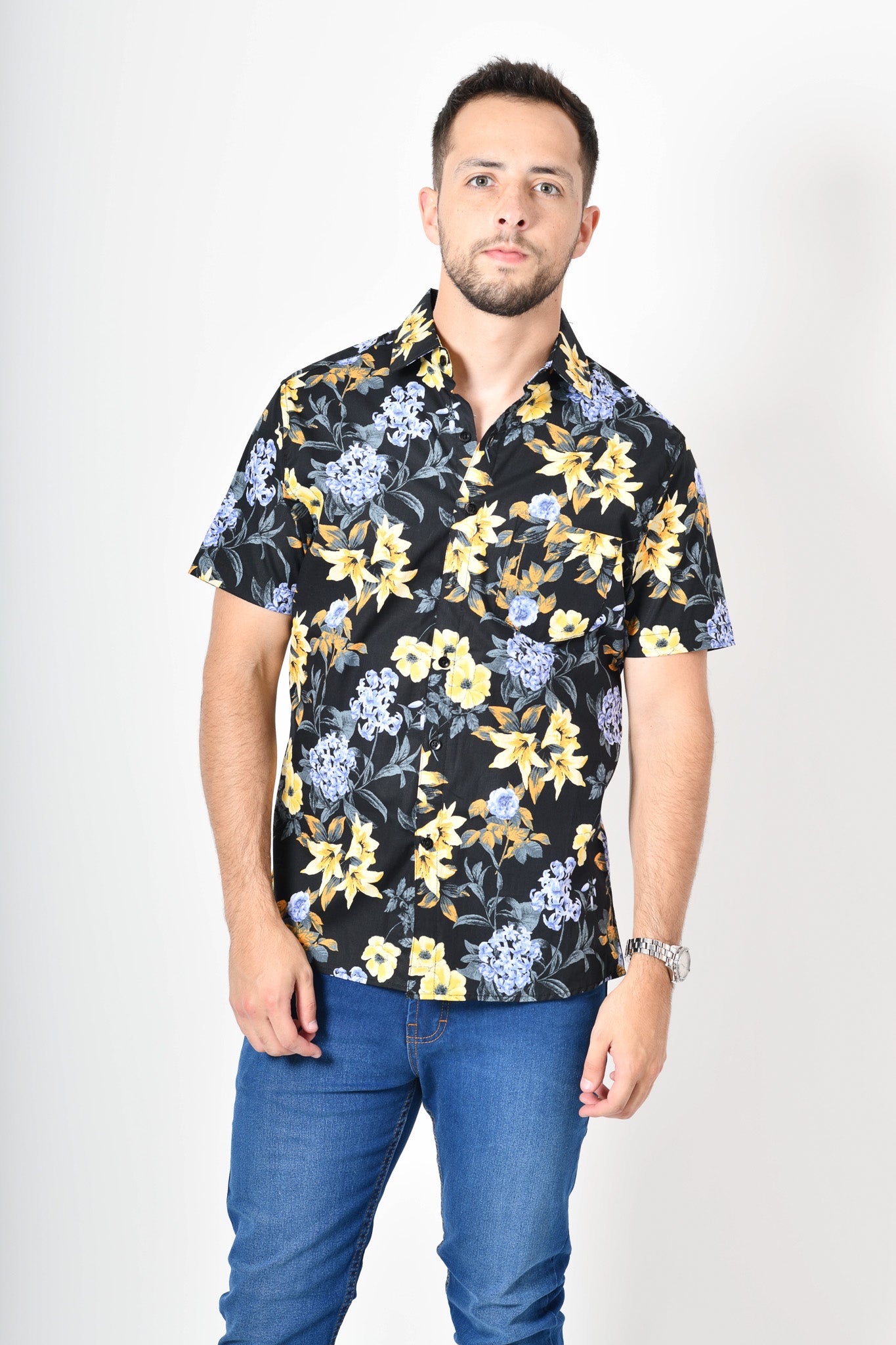 Camisa tropical de flores - negra morada