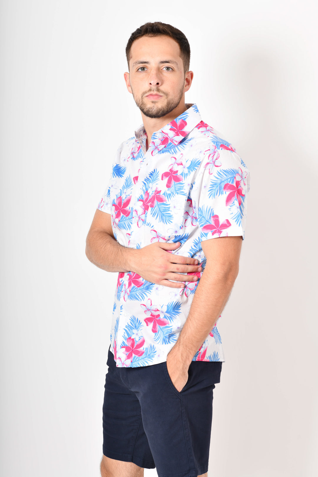 Camisa tropical de flores -  blanca palo rosa