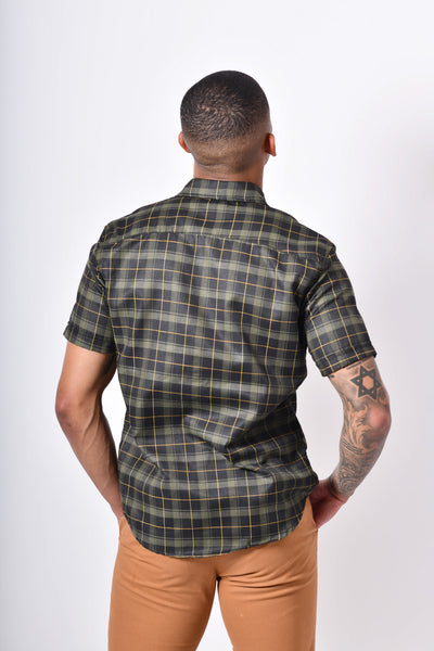 Camisa premium - verde cuadros dorados