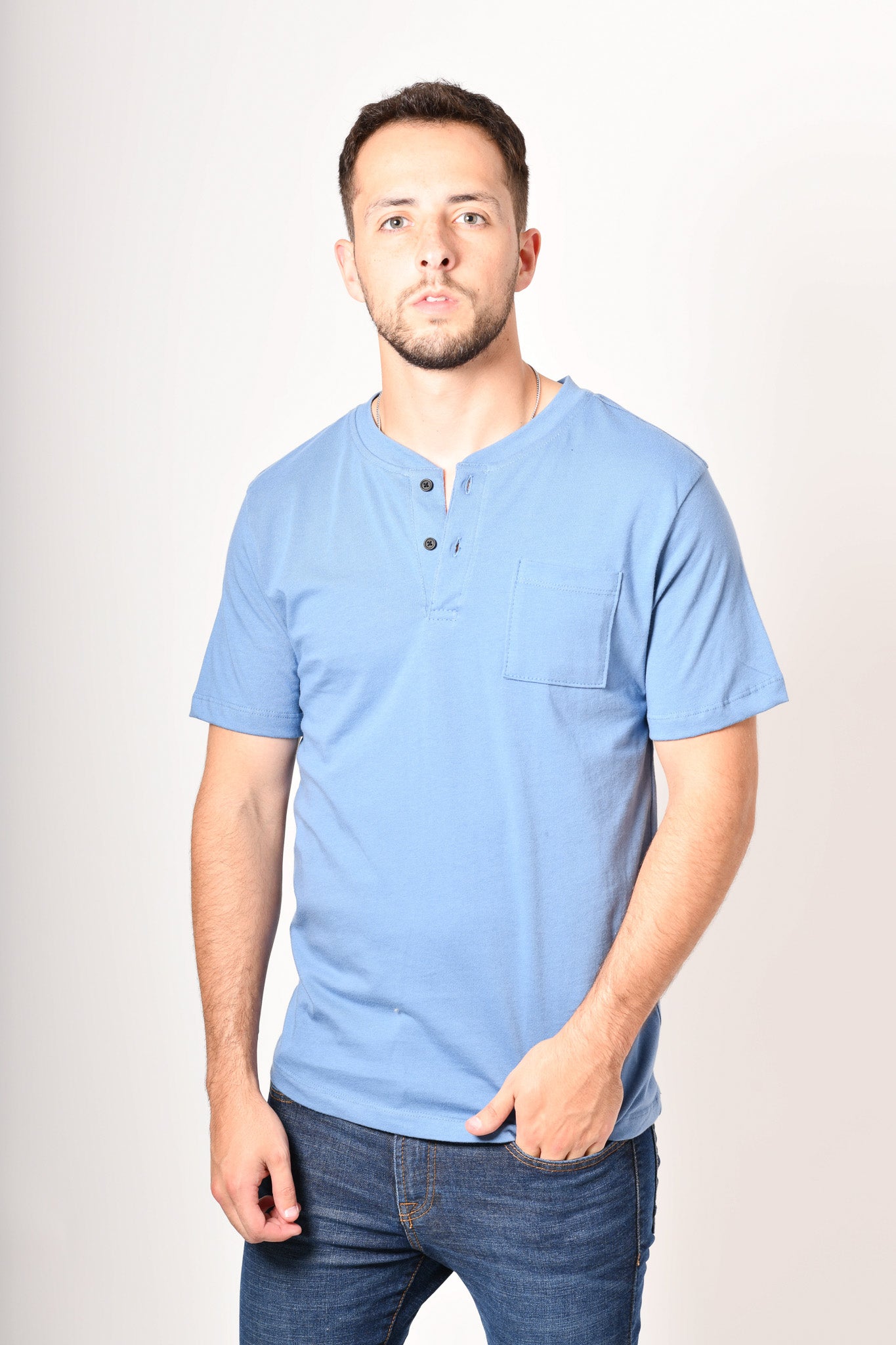 Playera pro - cuello v botones