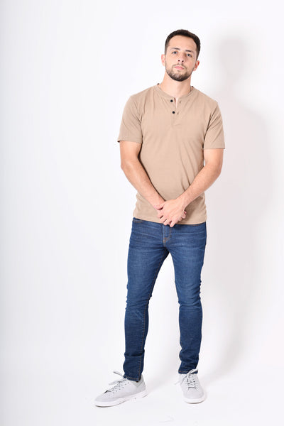Playera pro - cuello v botones