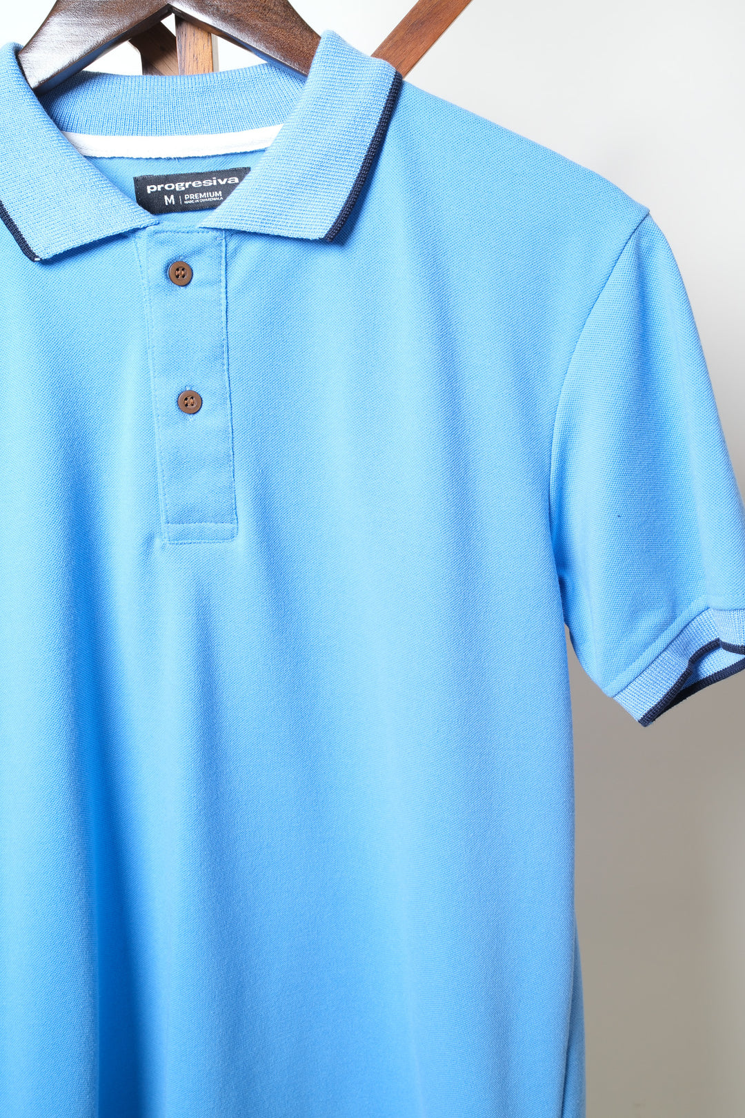 Playera Tipo Polo - celeste