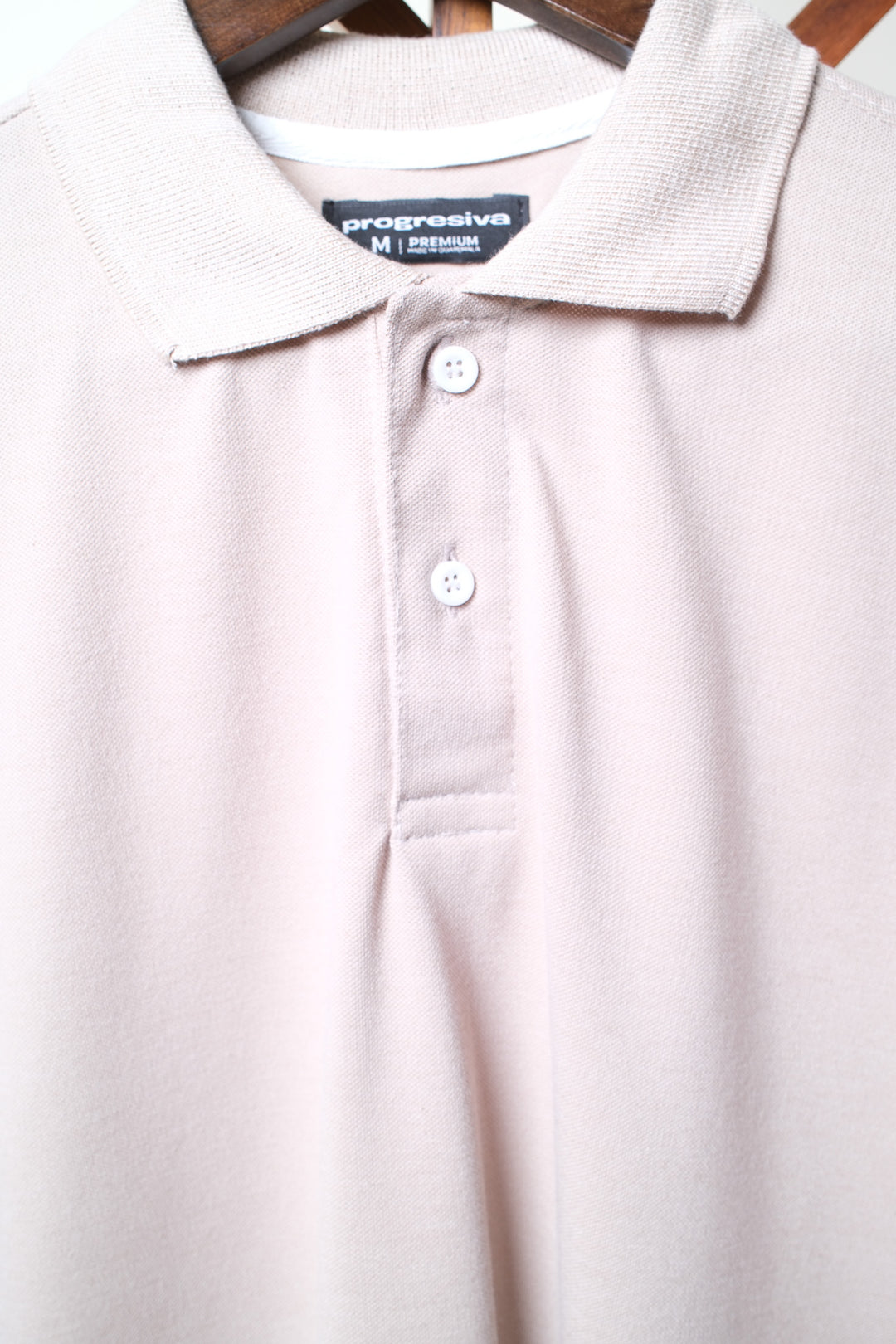 Playera Tipo Polo - beige