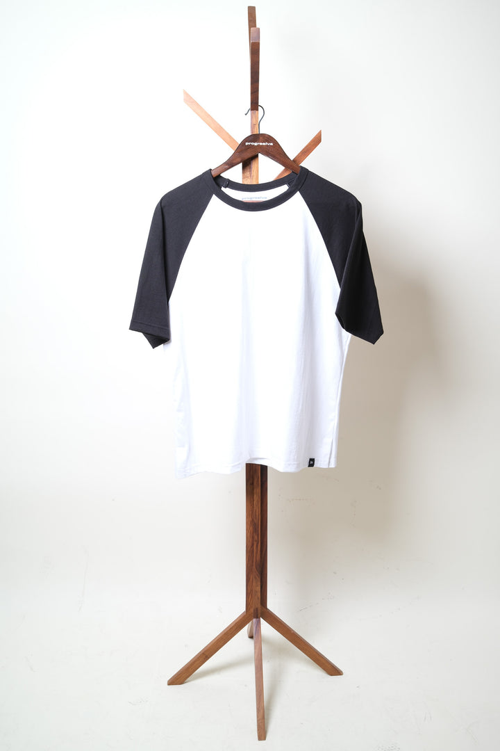 Playera Oversized - blanco y negro