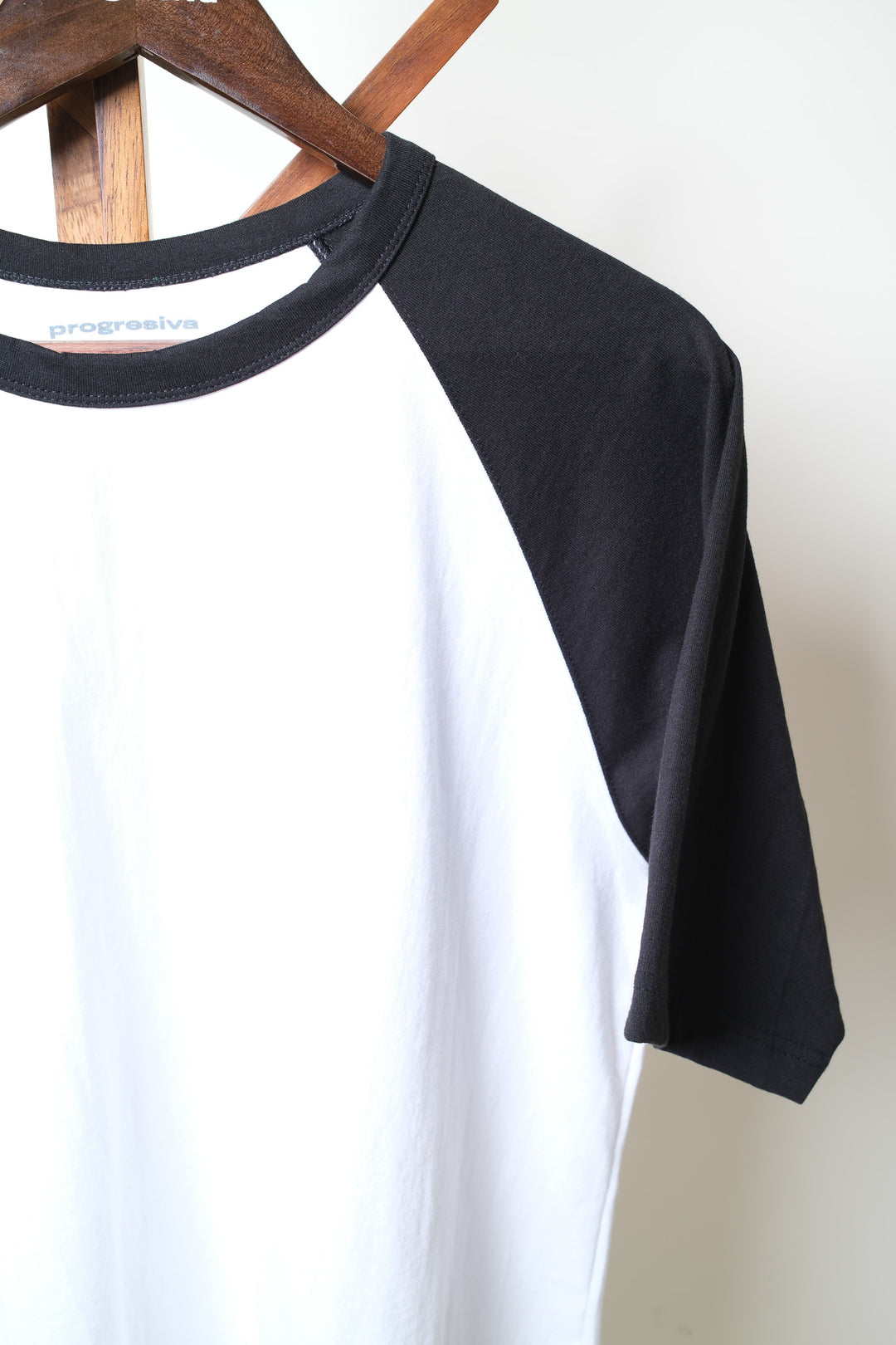 Playera Oversized - blanco y negro