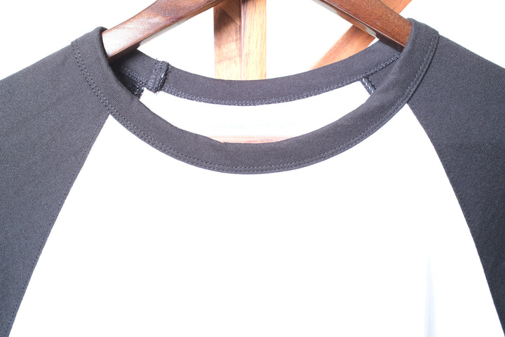 Playera Oversized - blanco y negro