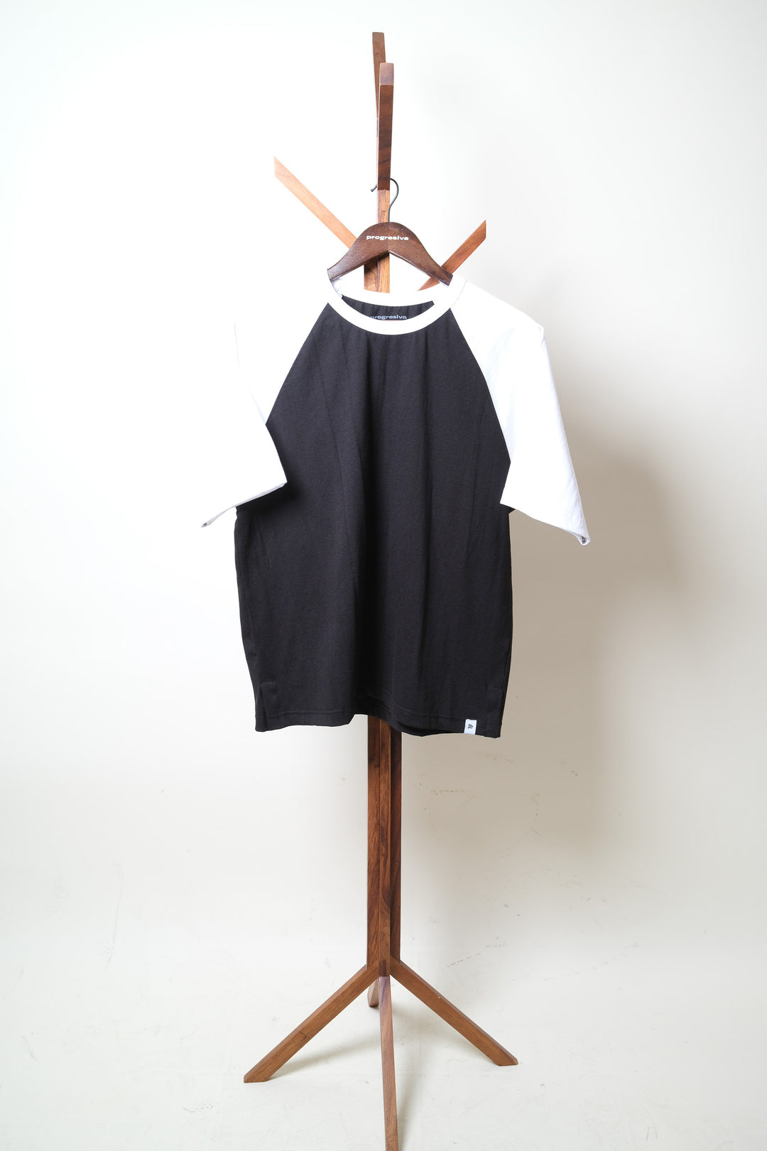Playera Oversized - negro y blanco