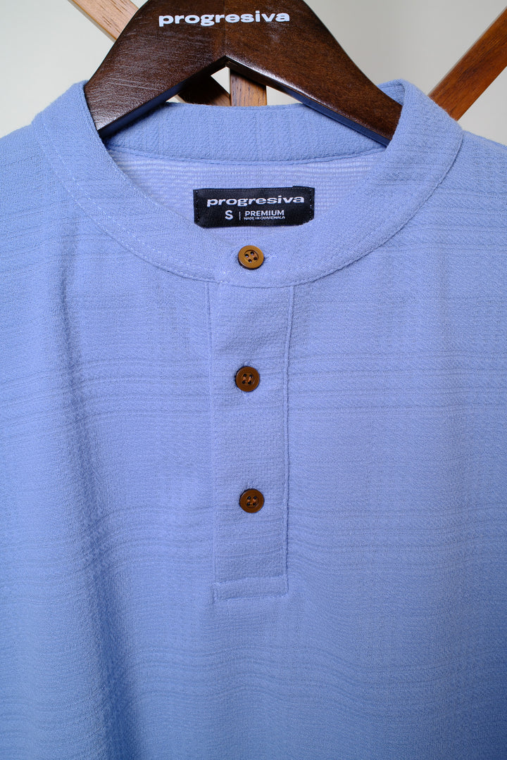 Playera Cuello Chino - Azul Claro