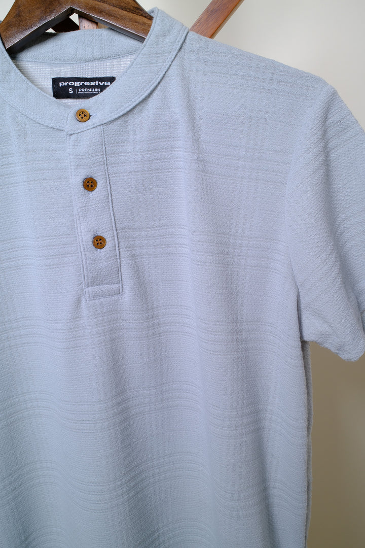Playera Cuello Chino - celeste