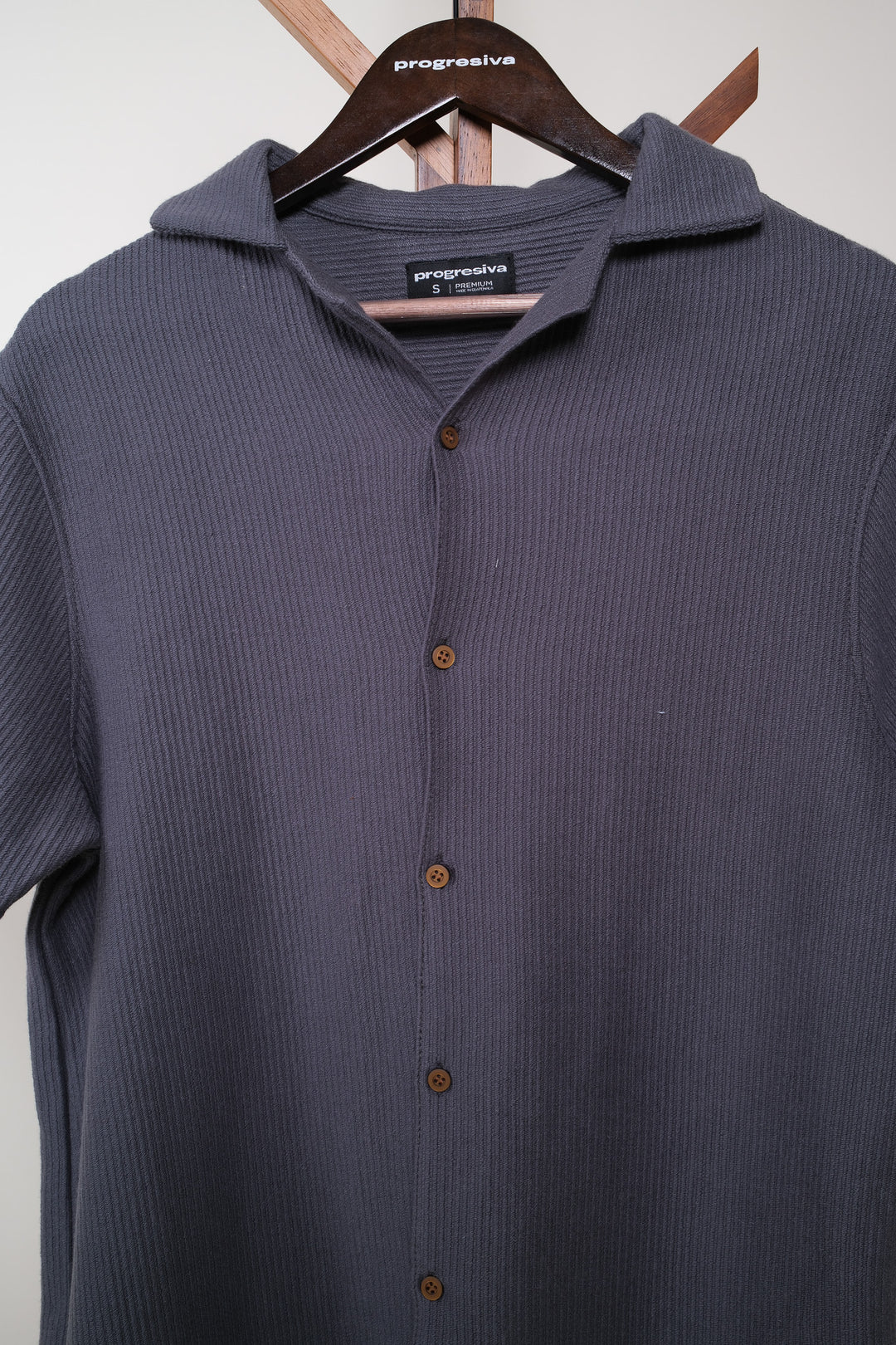 Playera de botones - regular fit - gris oscuro