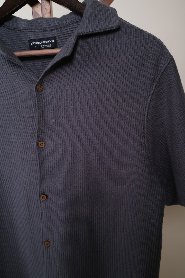 Playera de botones - regular fit - gris oscuro