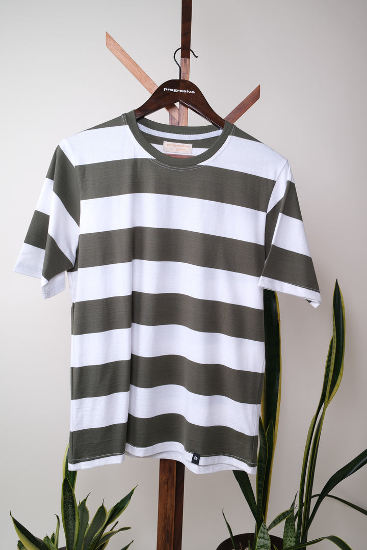 Playera Regular Fit  - blanca rayas verde
