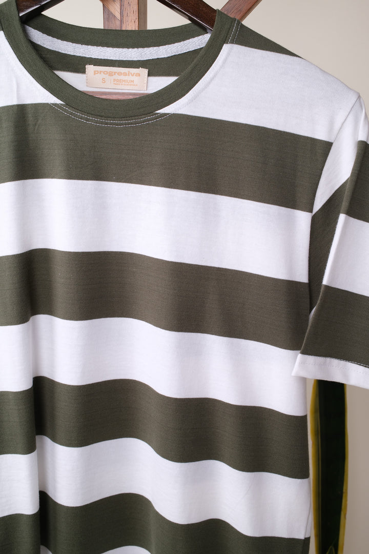 Playera Regular Fit  - blanca rayas verde