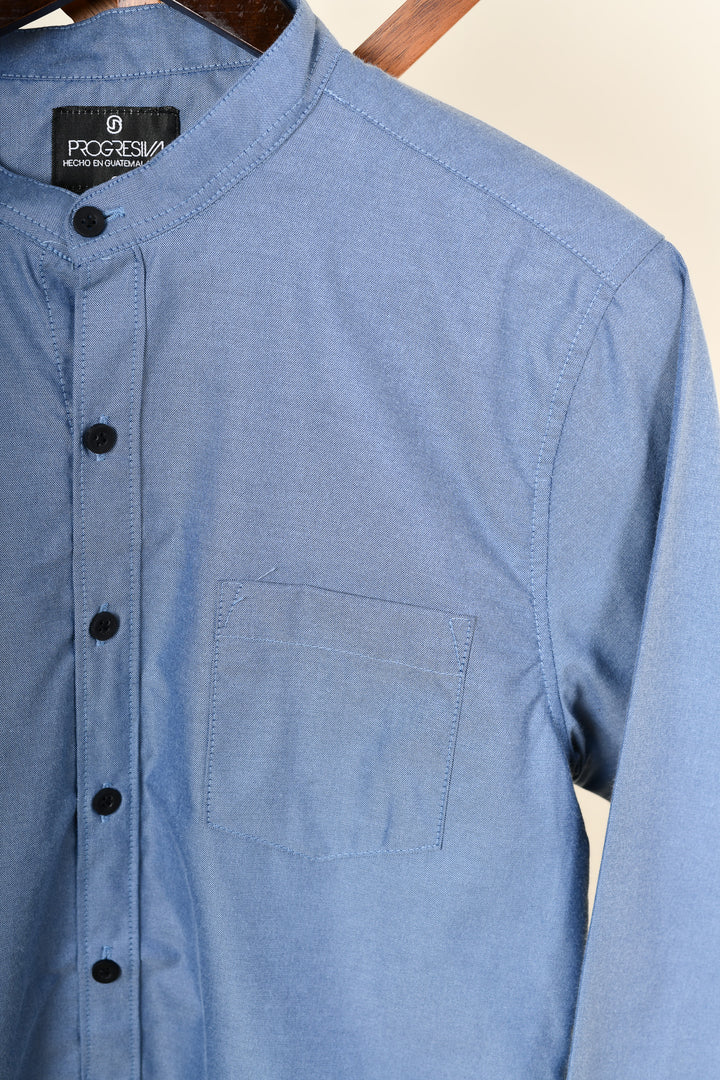 Camisa oxford manga larga cuello chino - azul oxford