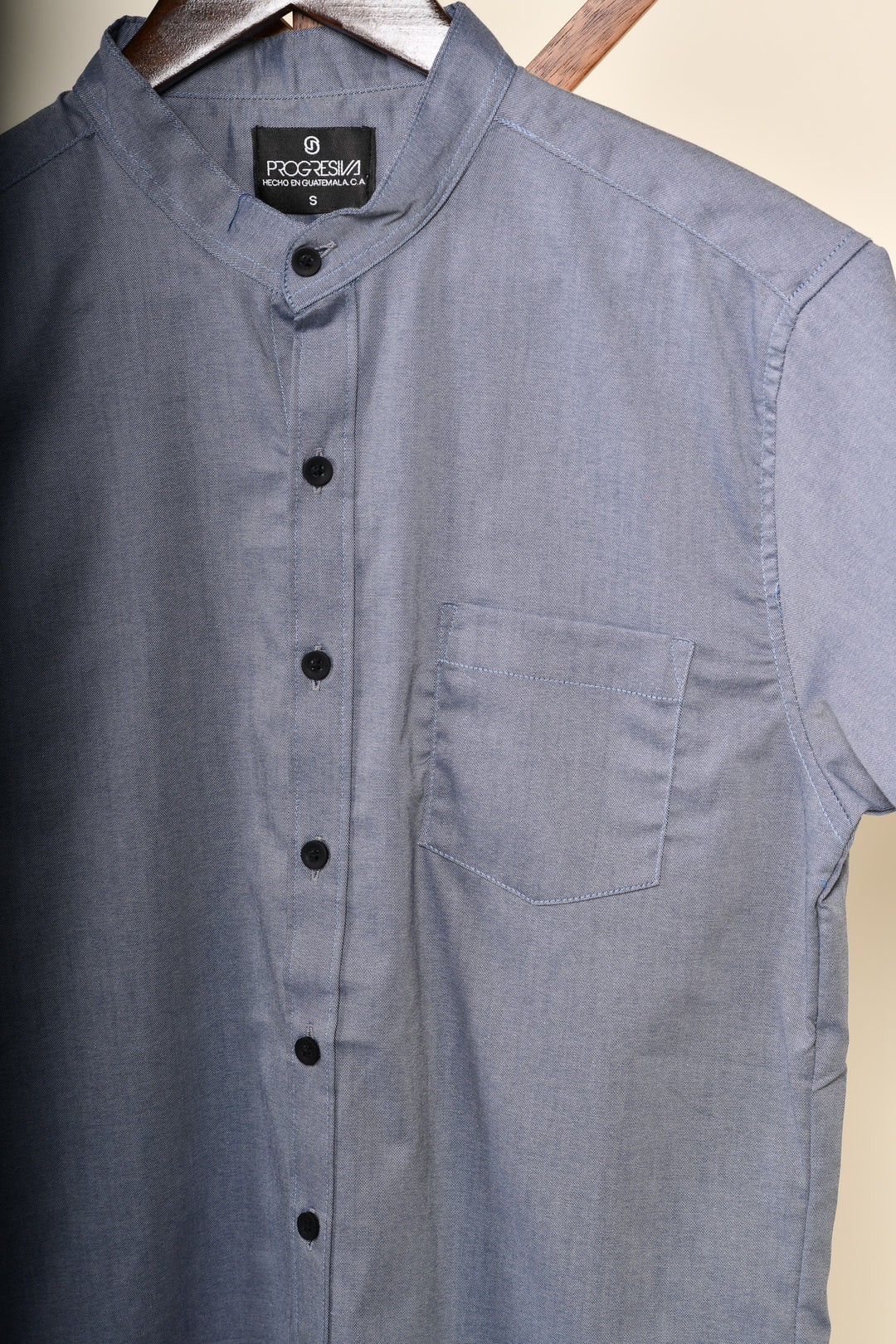 Camisa oxford manga corta cuello chino - azul grisáceo