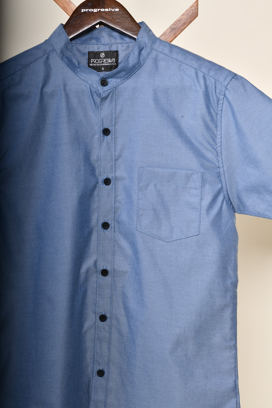 Camisa oxford manga corta cuello chino - azul oxford