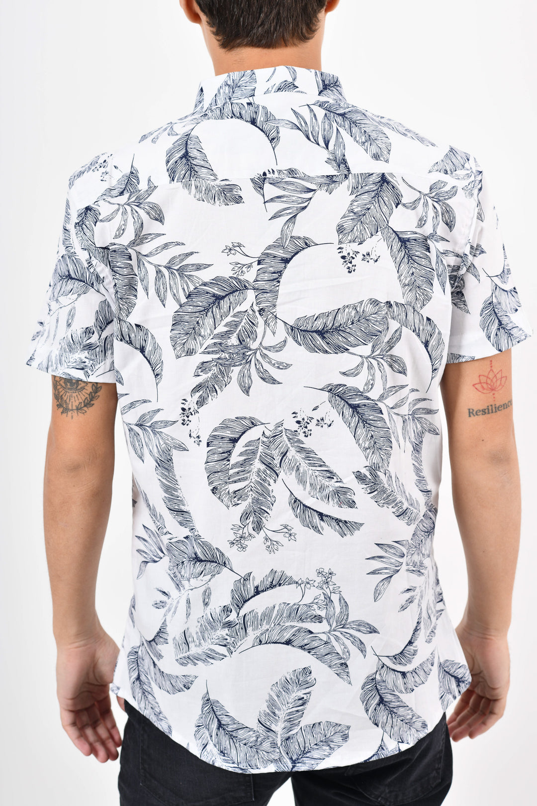 Camisa tropical de flores