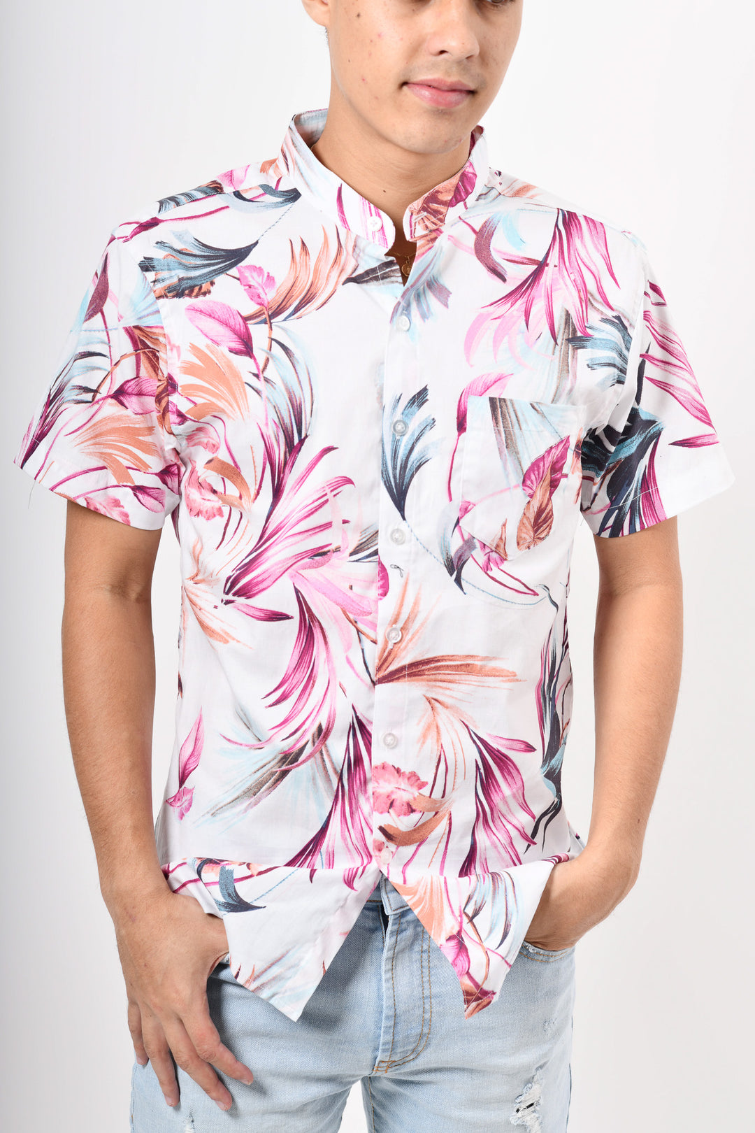 Camisa tropical de flores