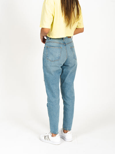 Jeans super denim estilo mom jeans - celeste roto