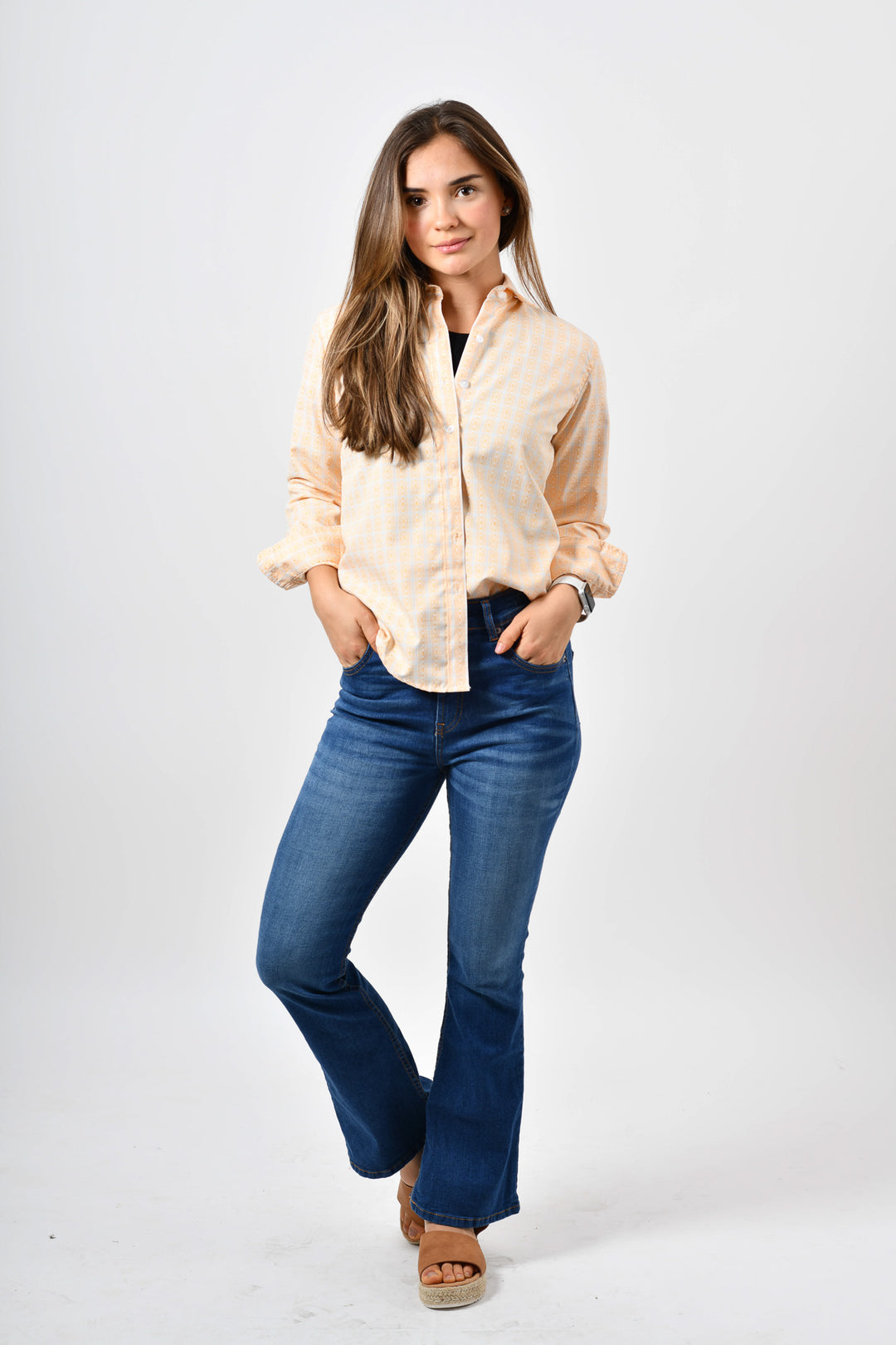 Blusa de botones cuello clásico