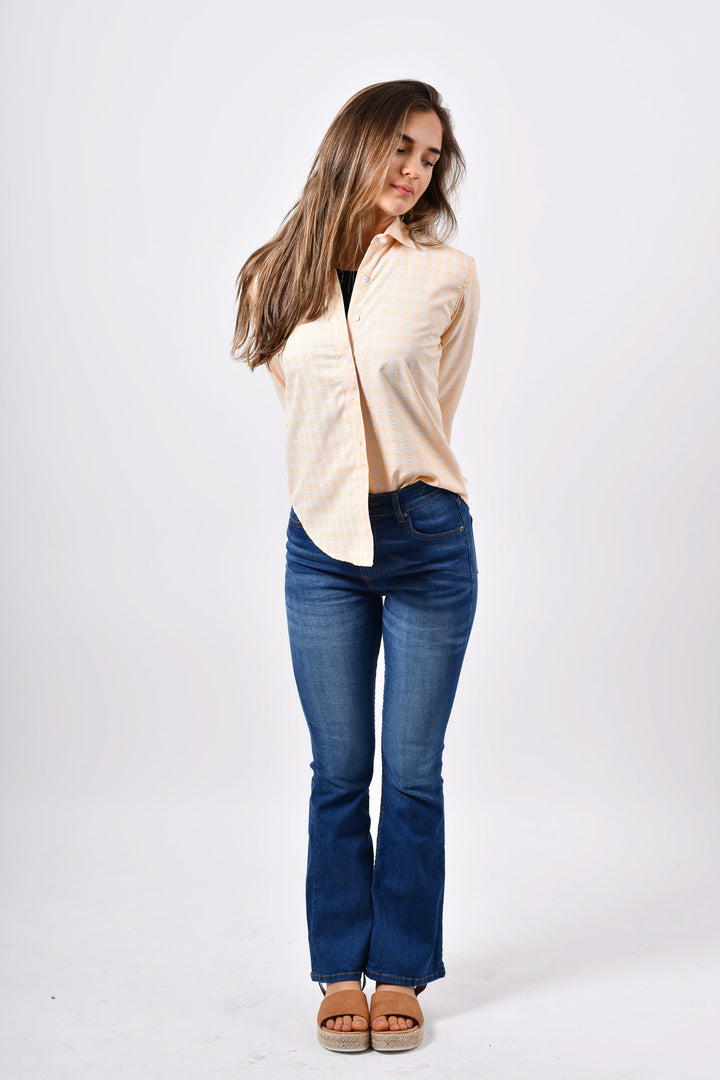 Blusa de botones cuello clásico