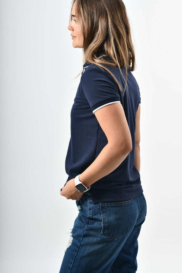Blusa tipo polo de mujer