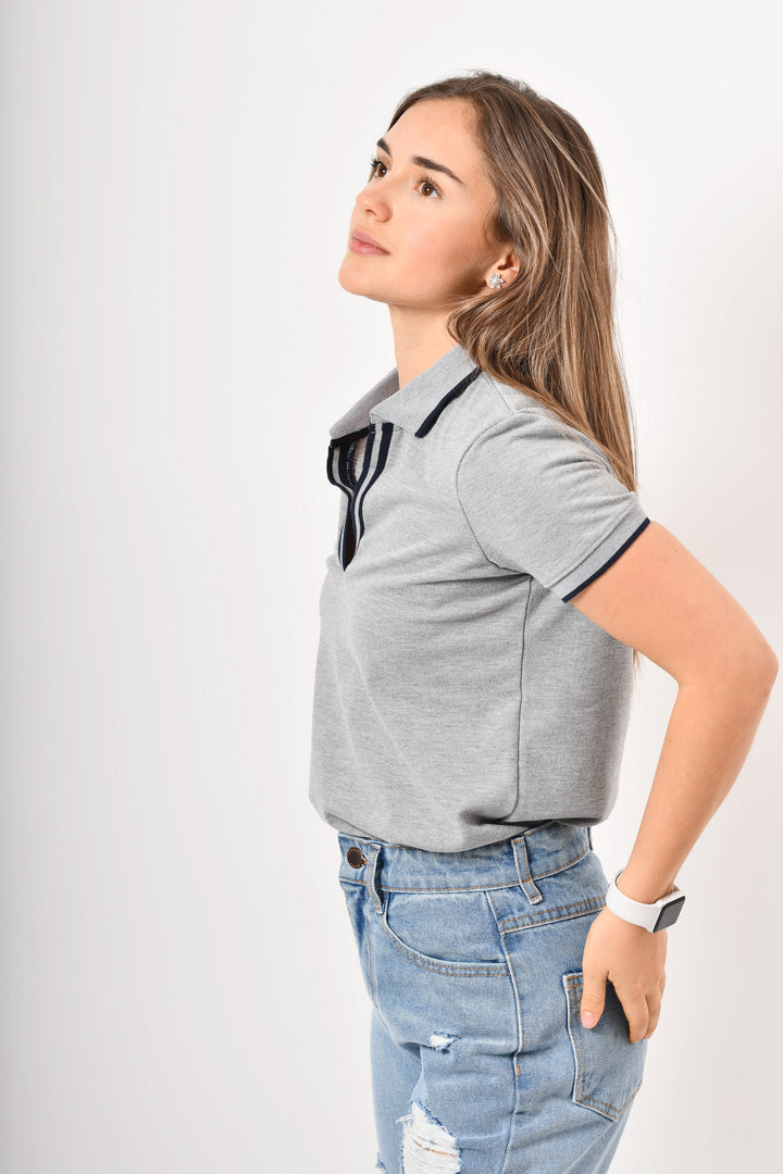 Blusa tipo polo de mujer