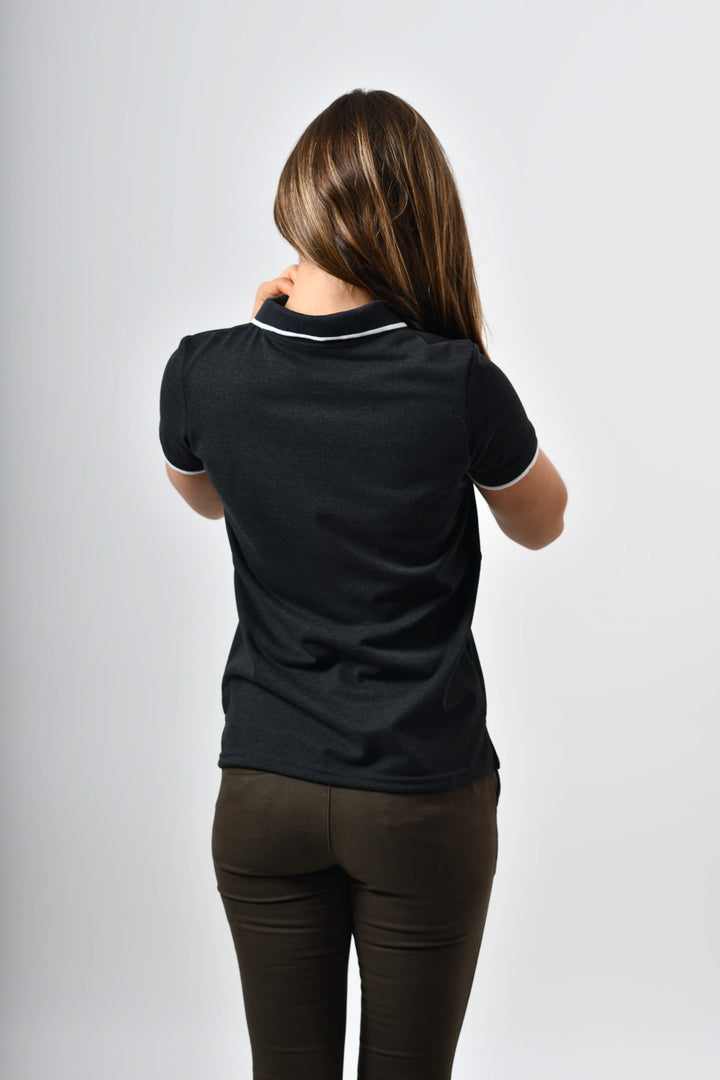 Blusa tipo polo de mujer