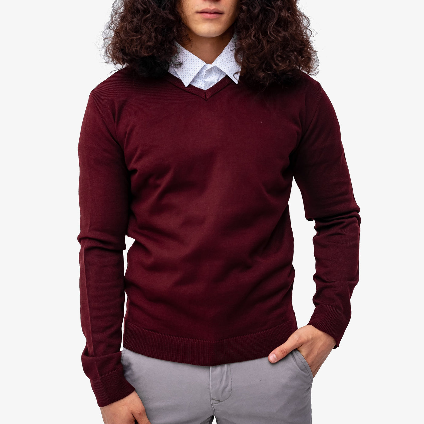 Suéter tejido - cuello V - corinto